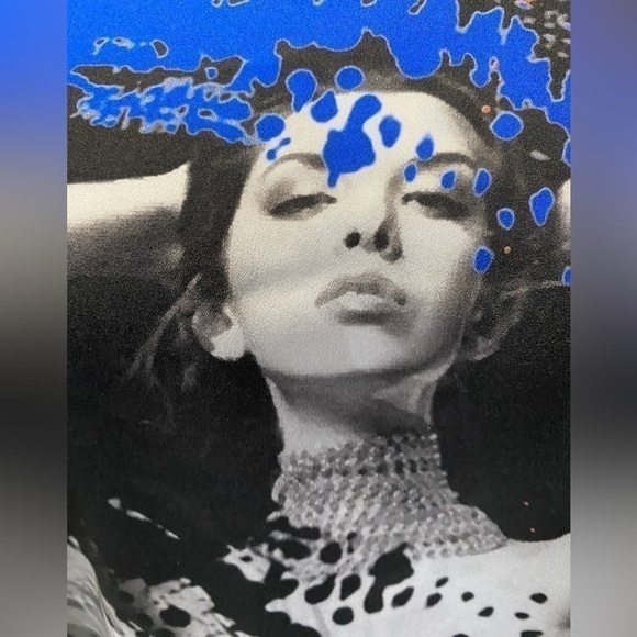 Uk2la Fashion Figure Graphic Round Neck Tee Sz M - Picture 4 of 11